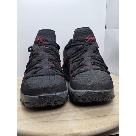 Nike Lebron 17 Low Bred Mens Size 9.5 Black Red Basketball Shoes CD5007-001 - Picture 2 of 9